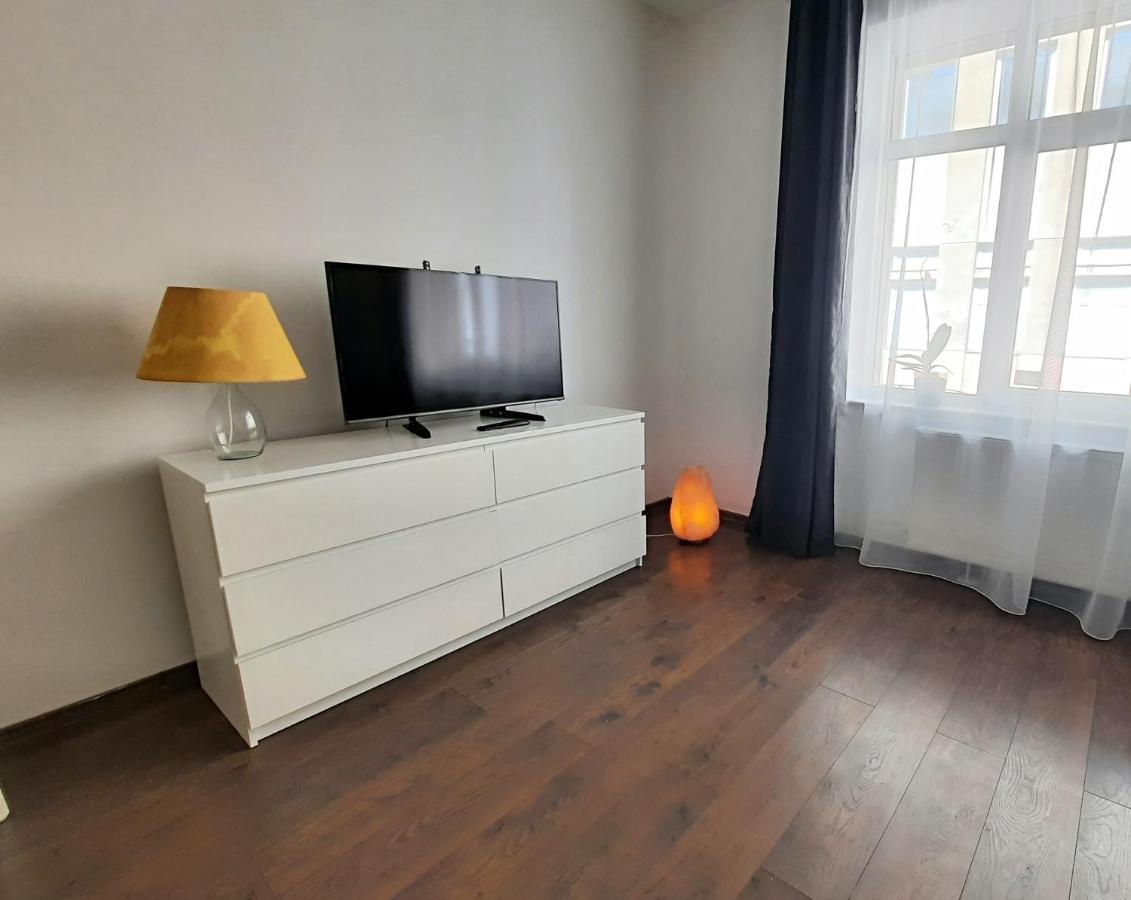 Pif Apartments Sadoveanu Brașov Exterior foto
